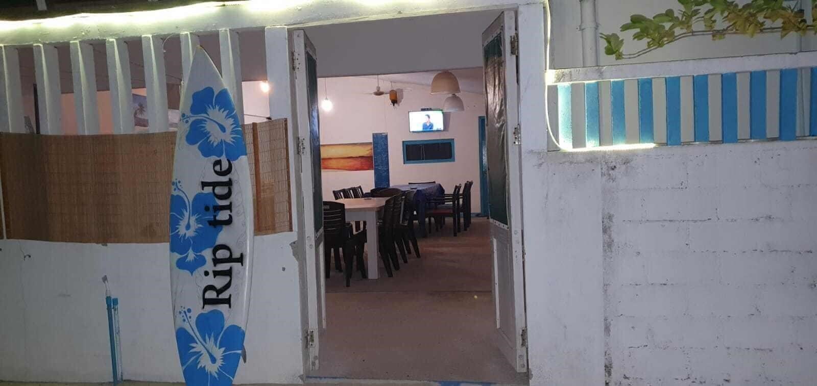 Вид Rip Tide Vacation Inn Guest House гостиный двор